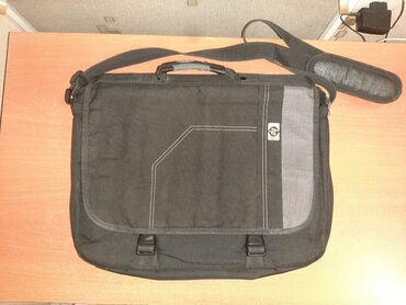 səyahət çantası: ⚫Noutbook çantası istifadə edilib. qiymət 10manat əlavə məlumat üçün