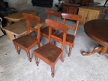 Setovi stolova i stolica: Okrugli drveni trpezarijski sto sa 4 stolice – klasični stil - — 7