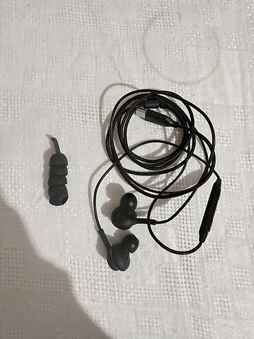 Qulaqcıqlar: Yeni Simli Qulaqcıqlar, Akg, rəng - Qara — 1