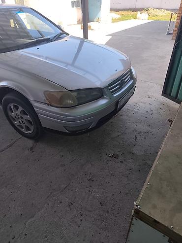 обмен на машину: Toyota Camry: 2000 г., 2.2 л, Автомат, Газ, Седан — 4