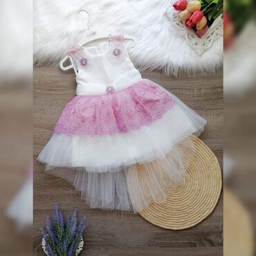 Haljine: ❤️VELIČINA 2❤️92
Haljinice, cena 3500 din — 13