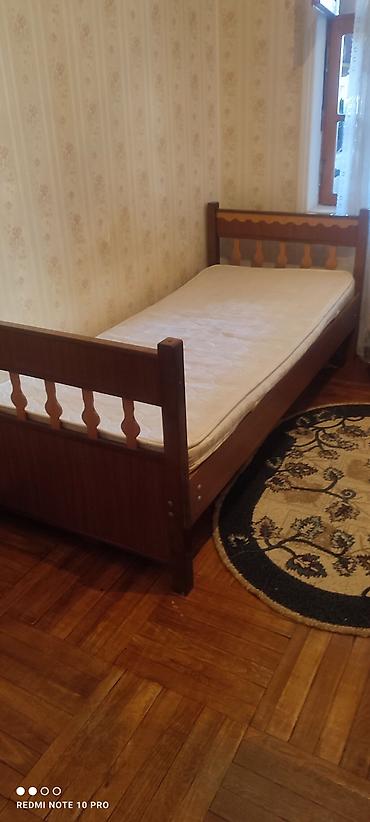 Taxta tək nəfərlik çarpayı və döşək - Material: möhkəm taxta karkas -