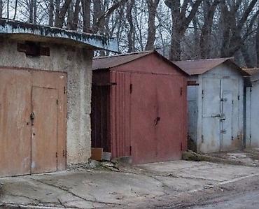 Гараждар: Сдается Гараж рядом с 70 школой. Въезд с Боконбаева. Охрана 24/7 - — 1