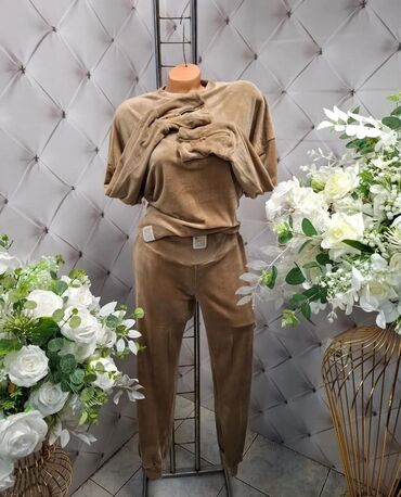 Gornji i donji deo: Jednobojni, bоја - Crna — 5