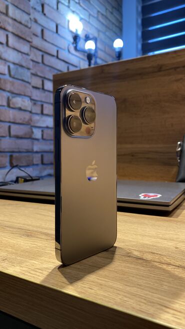 купить айфон в рассрочку в бишкеке: IPhone 13 Pro, Б/у, 128 ГБ, Black Titanium, Зарядное устройство, Защитное стекло, Чехол, 82 %