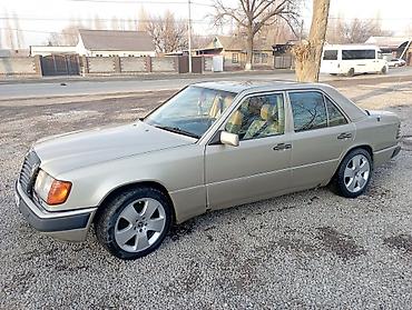 Продажа авто: Mercedes-Benz E-Class: 1992 г., Автомат, Бензин, Седан — 2