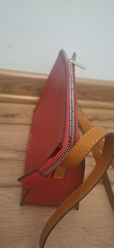 Сумки: Сумка-кроссбоди Tamaris и сумка-клатч в стиле монограм Louis Vuitton — 2