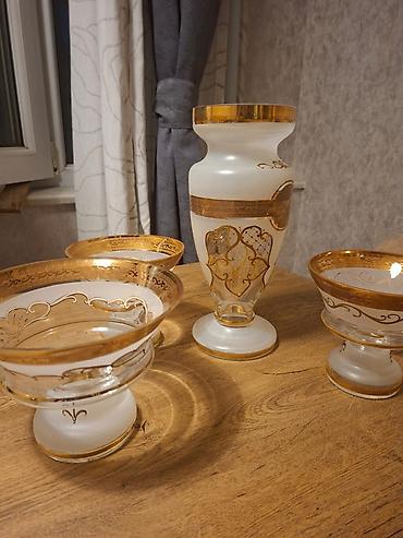 Qab-qacaq və mətbəx ləvazimatları: Tort və şiriniyyat qabı, rəng - Ağ, Şüşə — 1