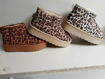 Ugg obuća: 38 — 5