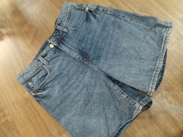 velicina 28 farmerke: M (EU 38), Jeans, Single-colored
