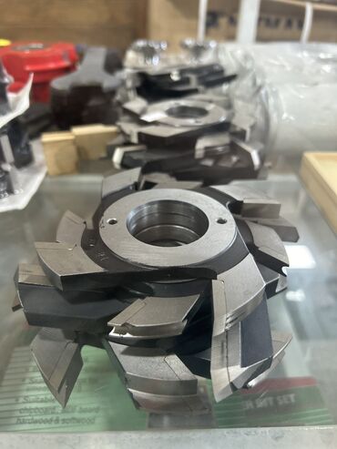 Digər biznes avadanlığı: Müxtəlif çeşidli bıçaqlar satışda✅ Netmak istehsalı Top — 2