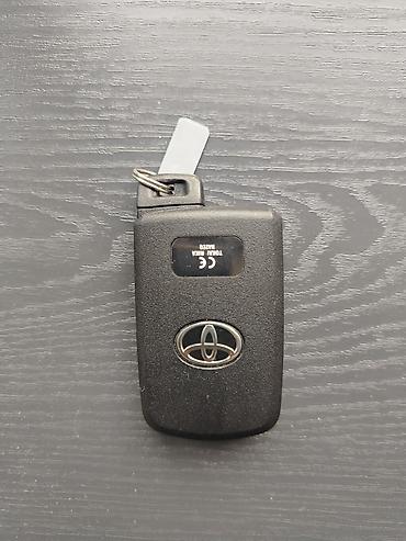 трекер авто: Ключ Toyota 2013 г., Новый, Оригинал — 2