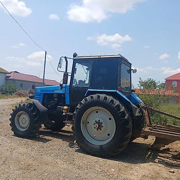 Traktorlar: Belarus 1221 traktor - Marka/model: Belarus 1221 (kabinəli) - Güc — 4