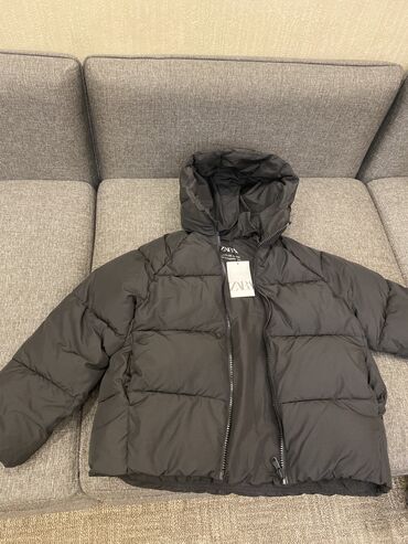 куртка девочковый: Продаю куртку девочковую ZARA на 11-12 лет, но лучше на 10-11 лет