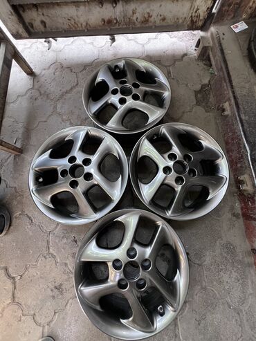 решетка на виндом: Toyota Windom: 2001 г., 2.5 л, Автомат, Бензин, Седан