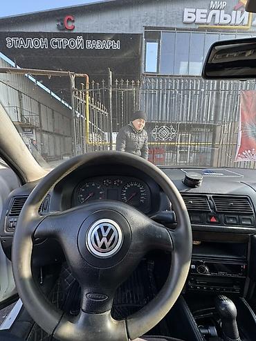 Volkswagen: Volkswagen Golf: 1999 г., 2.3 л, Механика, Бензин, Хэтчбэк — 9