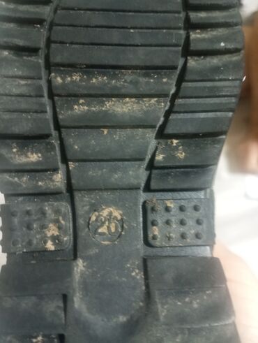 Детская обувь: Детская обувь от100-250сом (несколько пар, примерно один размерный — 7