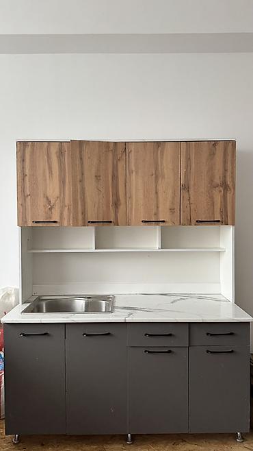 silver kitchen: Кухонный гарнитур с мойкой - Комплектация: нижние тумбы на опорах — 1