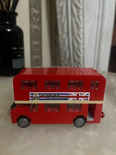 Konstruktorlar: Qırmızı iki mərtəbəli London avtobusu mini konstruksiya modeli - — 1