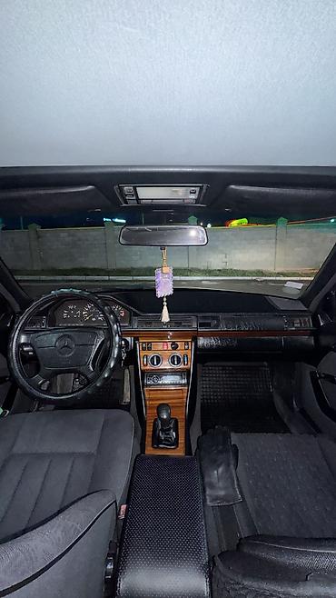 mercedes w124 e230: Mercedes-Benz W124: 1993 г., 2.2 л, Механика, Бензин, Седан — 5