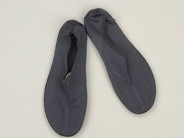 Damskie buty do wody Aquashoes SNK 100 AD w kolorze szarym. Lekkie i