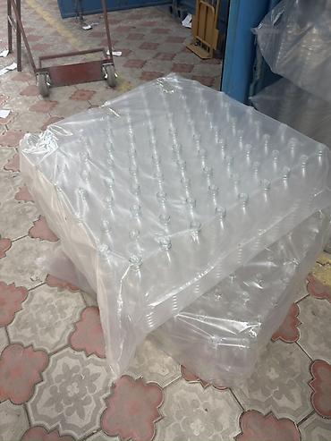 розлив воды: ПЭТ-бутылки 1 л (примерно), прозрачные, без этикеток и крышек — 4