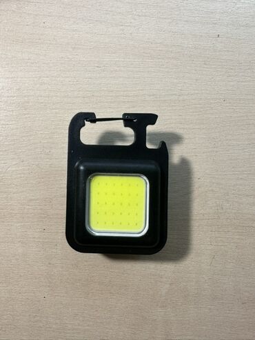 круглый светильник для селфи: Компактный светодиодный фонарь-брелок с COB-матрицей - Яркое