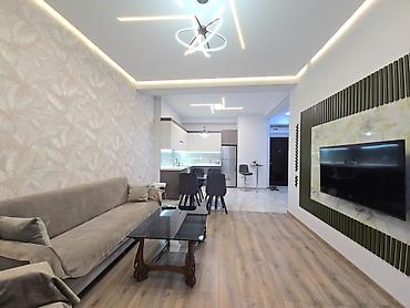 berde: Ağ Şəhərdə studio tipli 2 otaqlı mənzil kirayə verilir. - Ümumi sahə — 3