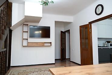 Посуточная аренда комнат: 280 м², С мебелью — 17