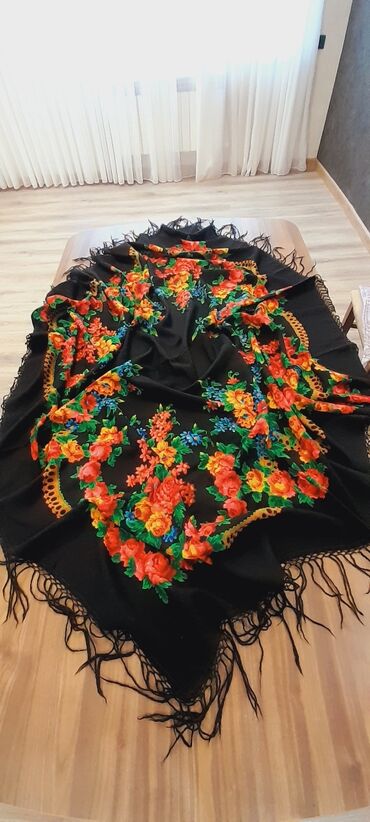 Baş geyimləri: Qedim Kelağayi ve muasir Basqal satilir! — 19