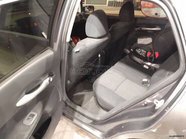 Toyota: Toyota Auris: 1.4 l. | 2007 έ. Χάτσμπακ — 2