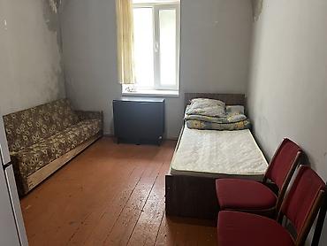 Uzunmüddətli kirayə mənzillər: İcərişəhər metrosunan 300 m. məsafədə, Abdulla Şaiq 5 kücəsində — 12