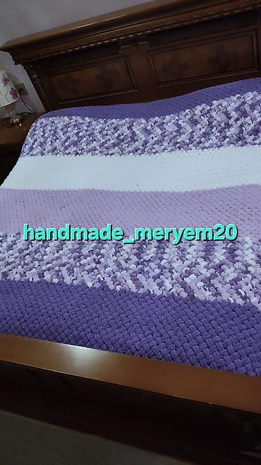 hamam tuşları: Əl işi toxunma çarpayı örtüyü - Material: yumşaq, qalın iplik — 1
