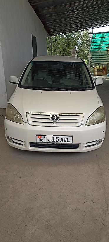 жили: Toyota Ipsum: 2002 г., 2.4 л, Автомат, Бензин, Минивэн — 2