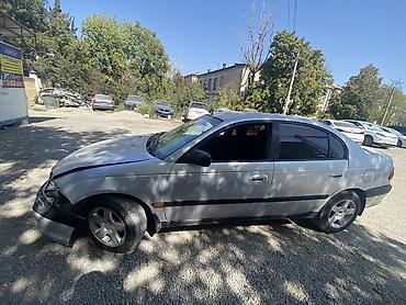 e34 2 5: Toyota Avensis: 2000 г., 1.6 л, Механика, Бензин, Седан — 1