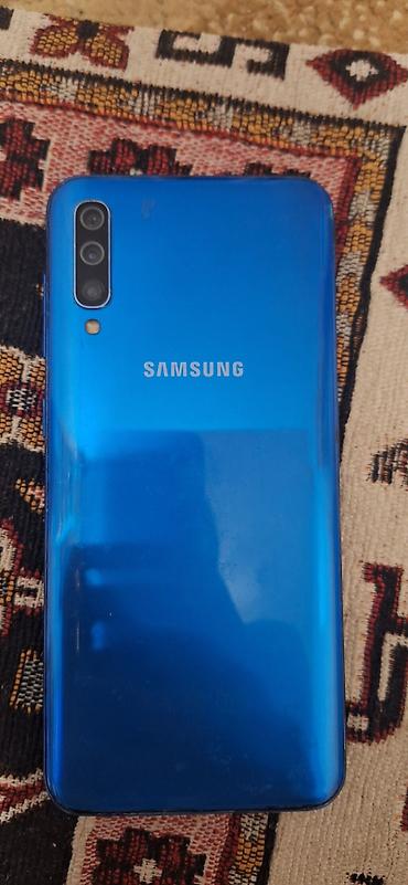 ai очки: Samsung Galaxy A50, Б/у, 64 ГБ, цвет - Синий — 3