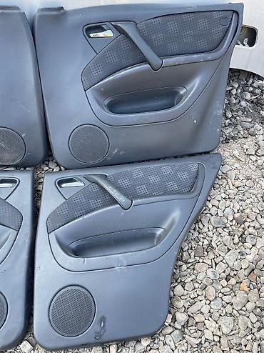 одиссей битый: Дверные обшивки мл 163 кузов оригинальные дверные карты ML 163 — 3