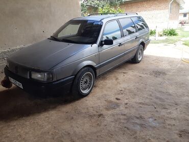 электроный мото: Volkswagen Passat: 1990 г., 1.8 л, Механика, Газ, Универсал