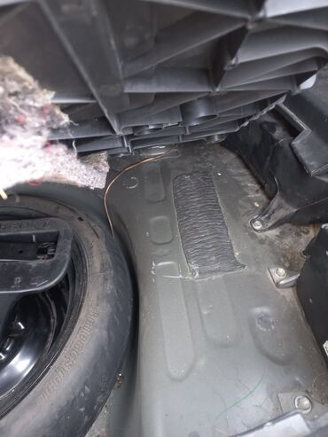 Toyota: Salam ideal prius axtaran müştərilər. 188000 mil orjinal probeq — 6