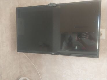 телевизоры led: İşlənmiş Televizor Akai Led 32" HD (1366x768), Ünvandan götürmə