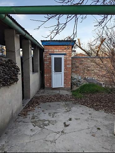 Продажа коттеджей и домов: Агентствам не беспокоить. Продается дом, район первая Киргизия — 5