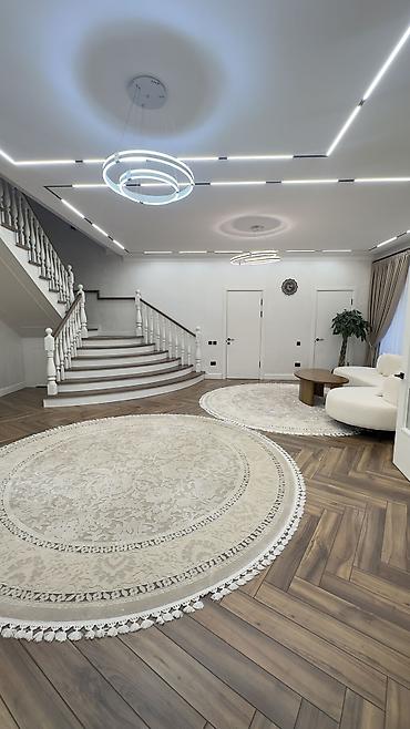 Продажа коттеджей и домов: 5 и более комнат, 250 м², 4 соток, Бишкек, Риэлтор — 11