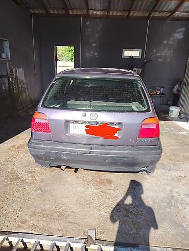 daf 95: Volkswagen Golf: 1993 г., 1.8 л, Механика, Газ, Седан — 1