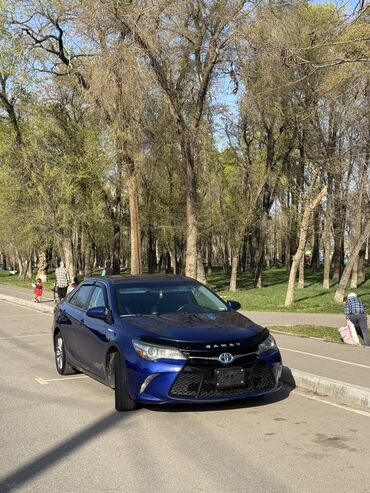 Toyota: Toyota Camry: 2015 г., 2.5 л, Вариатор, Гибрид, Седан