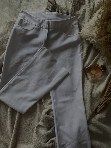 mont pantalone: Regular rise, Flare