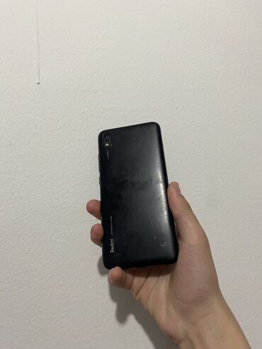 Мобильные телефоны и аксессуары: Xiaomi, Redmi 7A, Б/у, 16 ГБ, цвет - Черный, 1 SIM