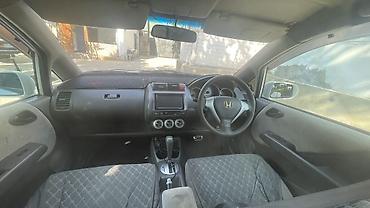 хонда истеп 1: Honda Fit: 2004 г., 1.3 л, Вариатор, Бензин, Хетчбек — 6