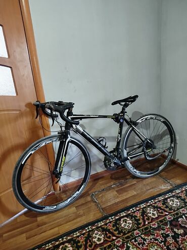 адеми мото: Шоссейный велосипед, Рама M (156 - 178 см), Б/у
