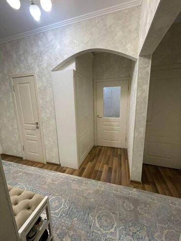 Продажа квартир: 2 комнаты, 68 м², 106 серия, 4 этаж, Евроремонт