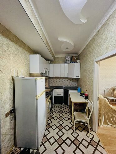 Yeni tikili: 3 otaqlı, Yeni tikili, 58 kv. m — 9